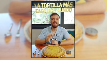 Ibai Llanos prueba la tortilla de patata más cara del mundo: cuesta 2200 euros, lleva caviar y se puede pagar a plazos