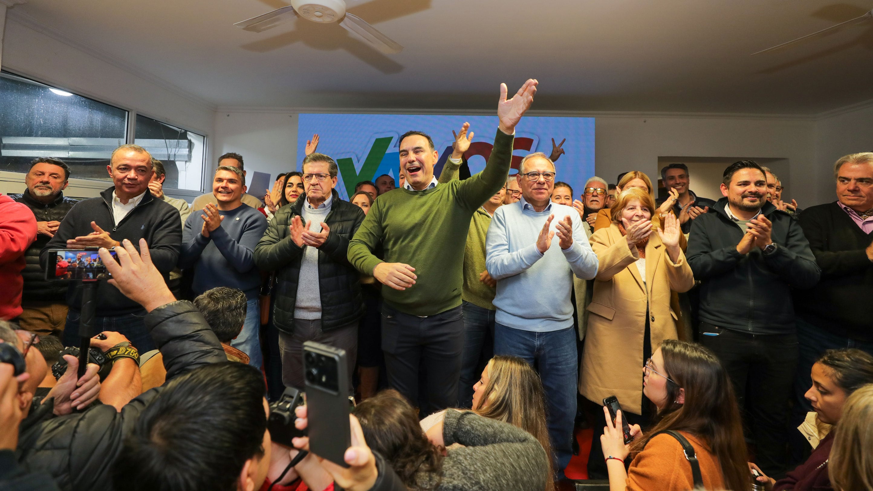 Valdés no pude competir por un nuevo mandato, pero es la cara de Vamos Corrientes