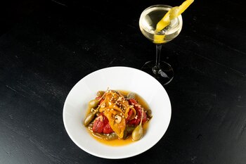 El monarca pidió una copa