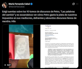 Cabal afirmó que el gasto reportado por Las palabras del cambio solo incluye la impresión y el estuche de la colección, sin diseño, edición ni corrección de estilo - crédito @MariaFdaCabal/X