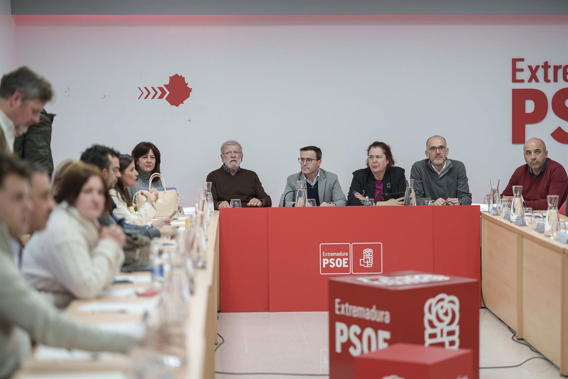 Ferraz designará una gestora en el PSOE extremeño tras la renuncia de Gallardo por un resultado «desastroso»