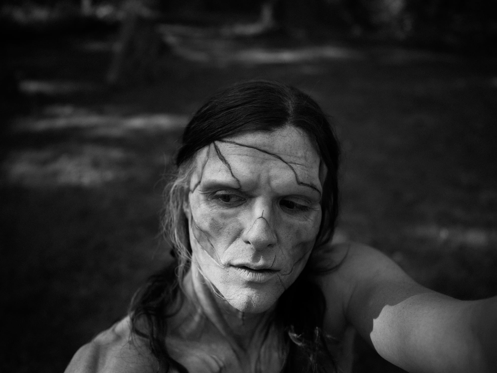 La transformación física y emocional de Jacob Elordi para Frankenstein incluyó aprender a escribir con la mano izquierda y aislarse en un bosque (X)