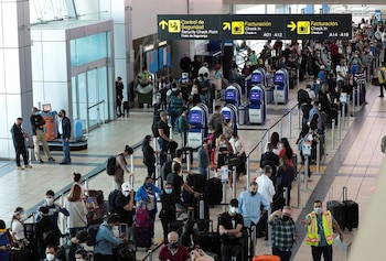 Con las ampliaciones, el aeropuerto alcanzará 64 puentes de embarque y 20 posiciones remotas, para un total de 84 espacios. REUTERS / Erick Marciscano