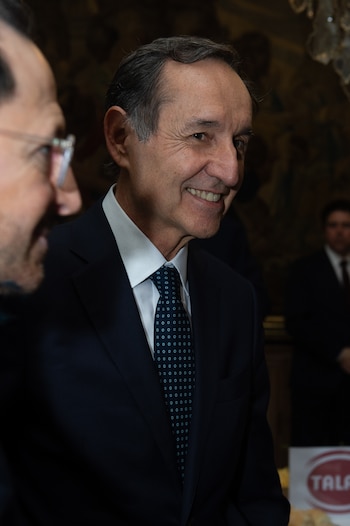 201° aniversario de la declaratoria de la independencia nacional - Embajada de Uruguay