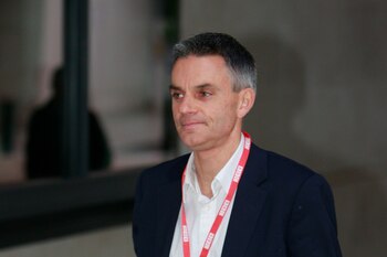 El alto ejecutivo de la