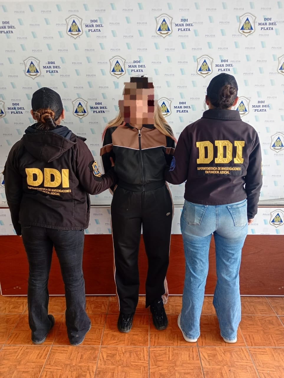 Brisa Paz tras ser detenida este martes