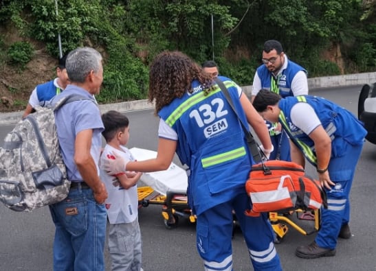 El presidente Nayib Bukele ordena atender en El Salvador al menor hondureño con cardiopatía severa. (Cortesía:Redes Sociales)