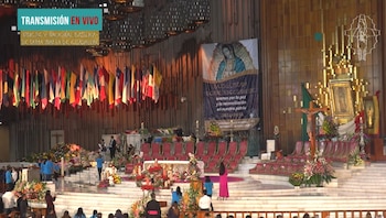 Siguen los cantos a la