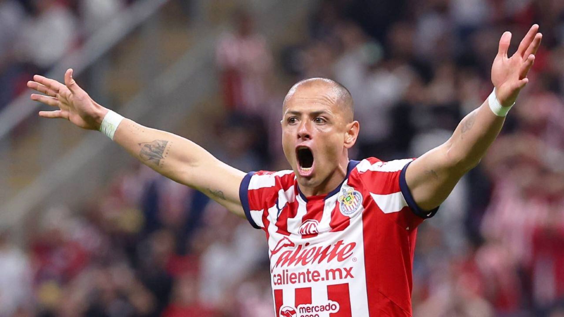 Javier Mier aclara si Chicharito Hernández se irá de Chivas (X / Chivas)
