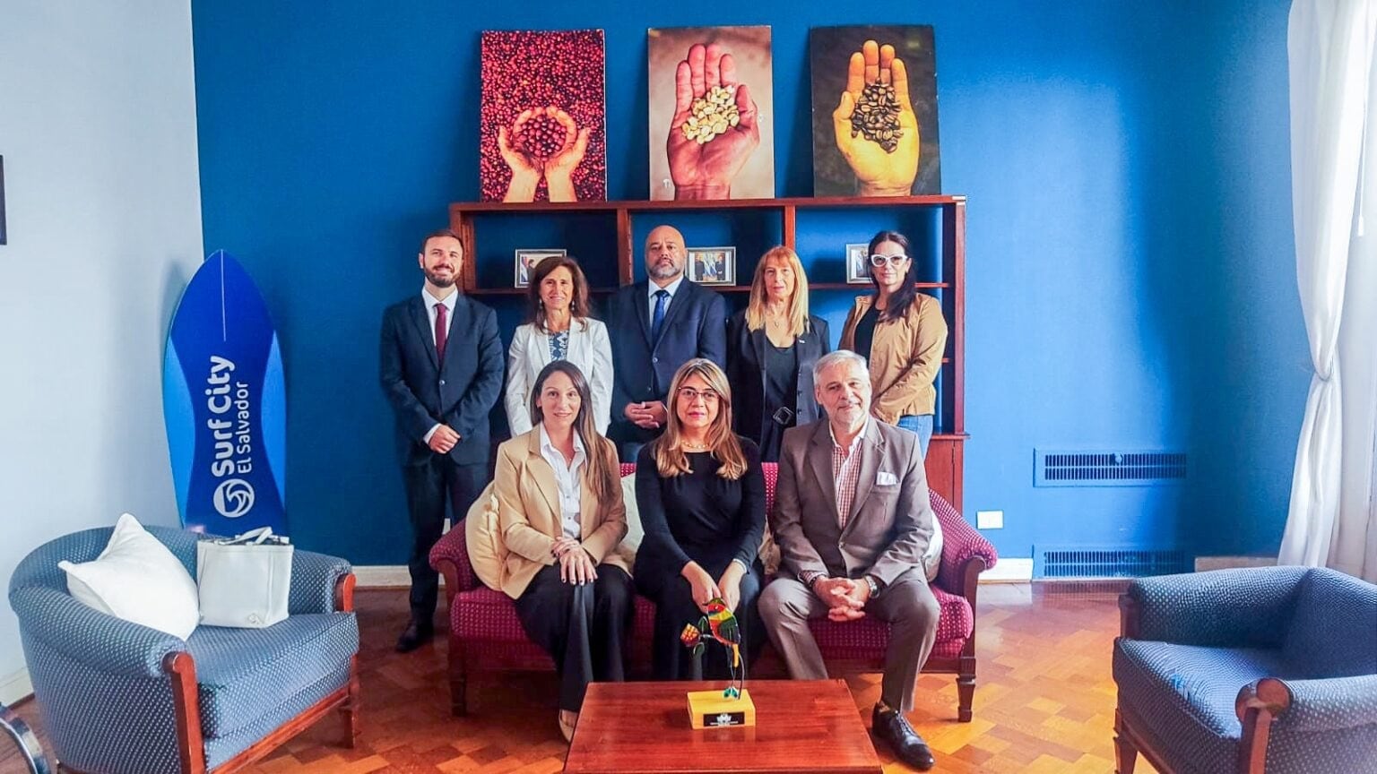 Nuevos acuerdos comerciales apuntan a reducir barreras arancelarias para pequeñas y medianas empresas salvadoreñas en el mercado argentino. (Foto cortesía Ministerio de Relaciones Exteriores de El Salvador)