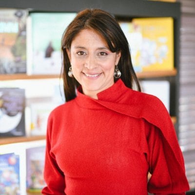 La secretaria de Educación de Bogotá, Julia Rubiano, advirtió que los maestros que no repongan clases tras el paro docente enfrentarán descuentos salariales - crédito @julrubiano/X