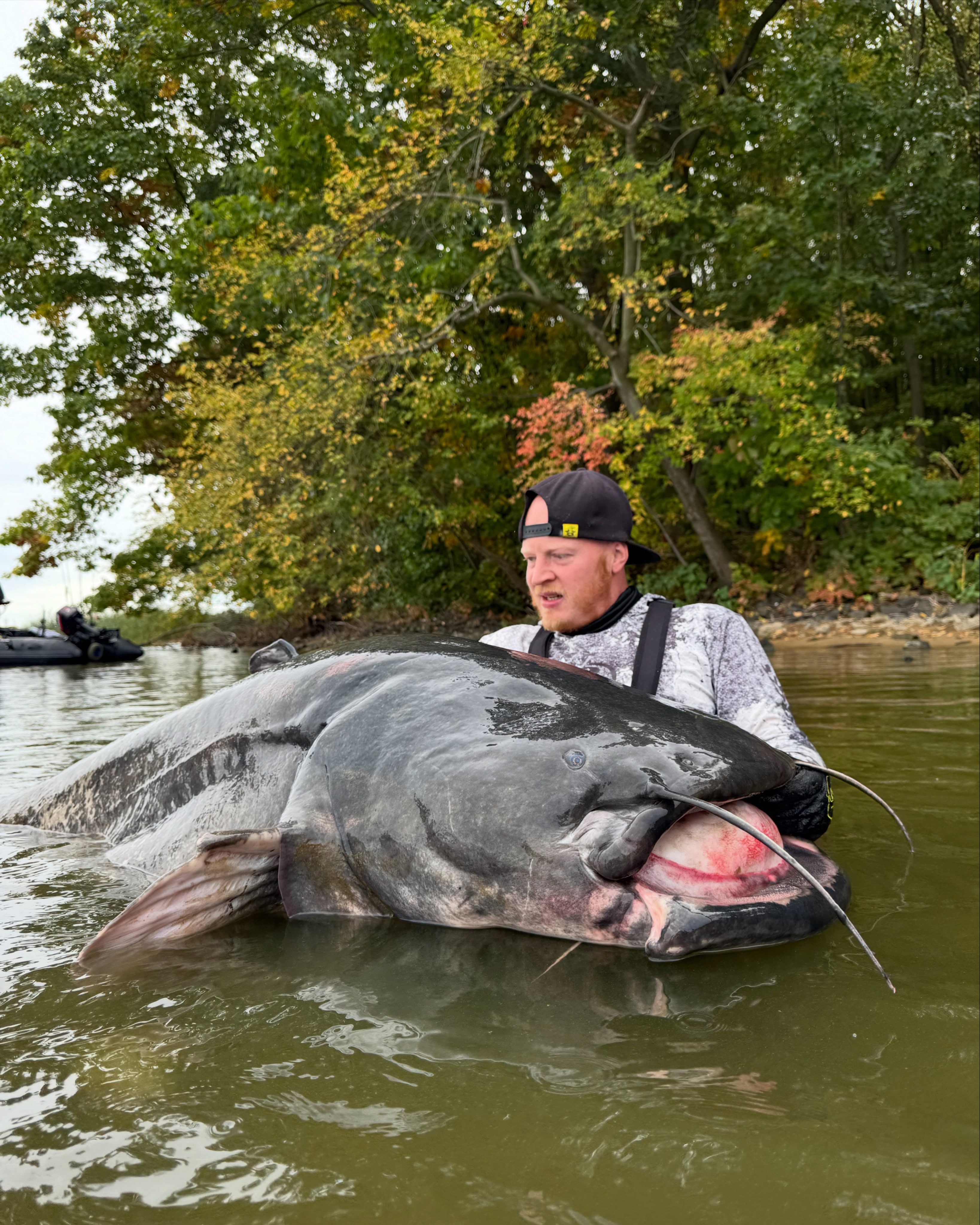 El alemán Oliver Schäfer captura al ejemplar más largo documentado en los torneos del continente (@olli_s_fishing)