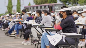 सैन मार्कोस यूनिवर्सिटी: आउटडोर टेस्ट लेने के बाद आवेदक सनस्ट्रोक के लक्षण दिखाते हैं