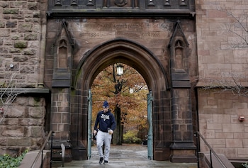 El Departamento de Justicia acusa a Yale de estudiar mecanismos para eludir la prohibición del uso de la raza en la selección de estudiantes universitarios (REUTERS/Shannon Stapleton).