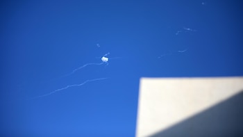 Qatar niega que haya capturado a tres pilotos iraníes pero confirma el hallazgo de un cuarto militar sin vida