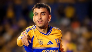 Amenazas y quinto cambio de condiciones: las turbulencias en la negociación para que Ángel Correa se sume a River Plate