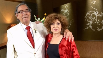 Héctor y Cristina Pacheco, conductora