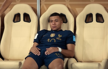 La decepción de Kylian Mbappe tras perder la final del Mundial de Fútbol Qatar 2022 ante Argentina (EFE/ Juan Ignacio Roncoroni)