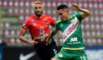 Jean Deza en un partido