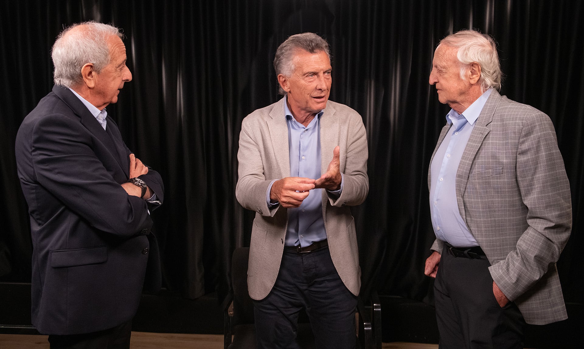 Macri criticó el torneo de 30 equipos en el fútbol argentino y advirtió sobre la devaluación de la liga local