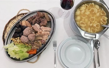 Escudella y carn d'olla del Restaurant Estevet (Web del restaurante)