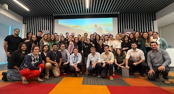 SC Johnson promueve la integración de equipos multigeneracionales como parte de su cultura organizacional (GPTW)