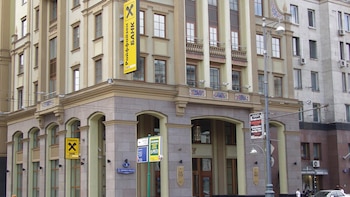 Raiffeisen Bank International nombra a