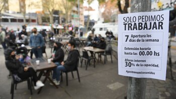 En carteles y pancartas expusieron