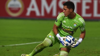 Renato Solís acusa baja prolongada