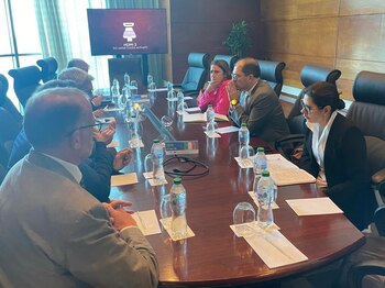 Fiscal Francisco Barbosa en reunión