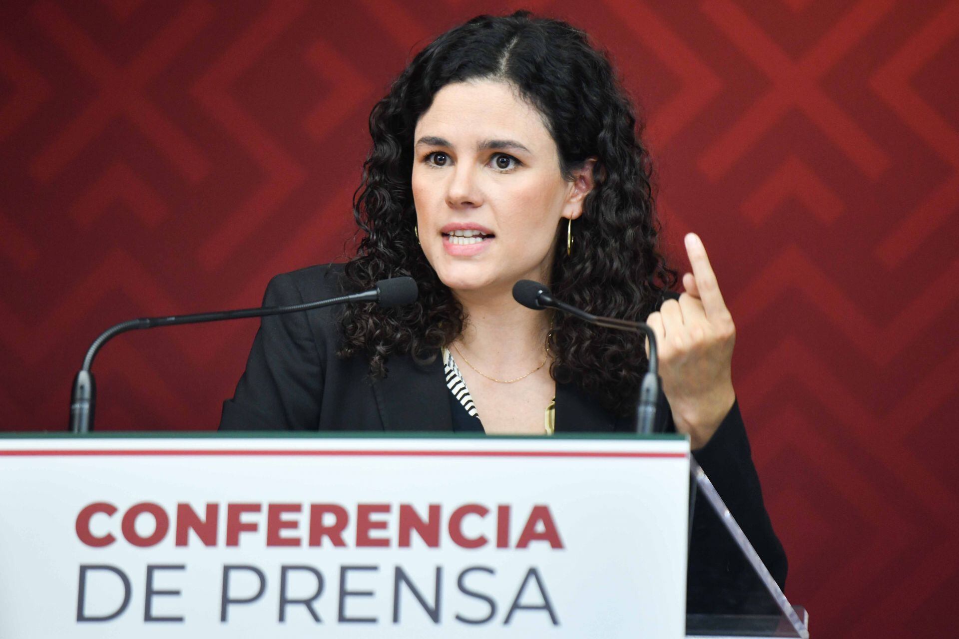 Luisa Alcalde pide justicia por el asesinato de Carlos Manzo y condena “politiquería”