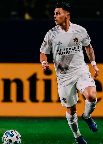 Cristian Pavón vuelve a Boca