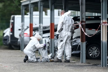 Agentes de la policía científica