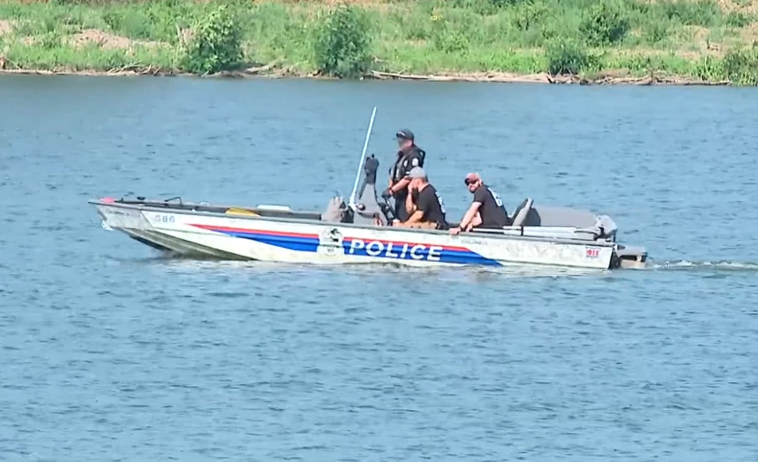Cinco personas murieron al intentar rescatar a un nadador atrapado en un río de Ohio