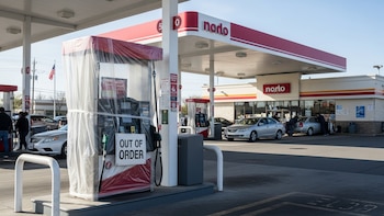 Las estaciones de servicio del sur de Florida reportan escasez de combustible