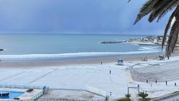 Videos: el frío polar hizo nevar en Mar del Plata depués de 35 años