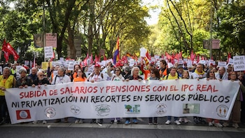 Pensionistas se manifiestan en Madrid para reclamar pensiones dignas, mejores salarios y acceso a la vivienda