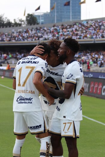 Pumas fue al frente al