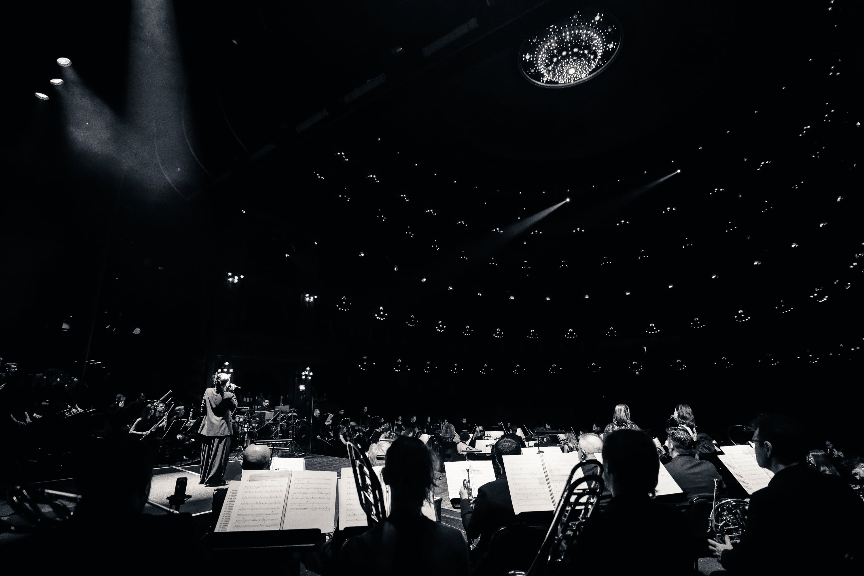 La artista rosarina se convirtió en la primera figura de su generación en llevar la música urbana a un formato conceptual en el emblemático escenario porteño (Foto: Dale Play)