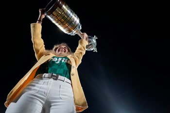 Leila Pereira es la primera