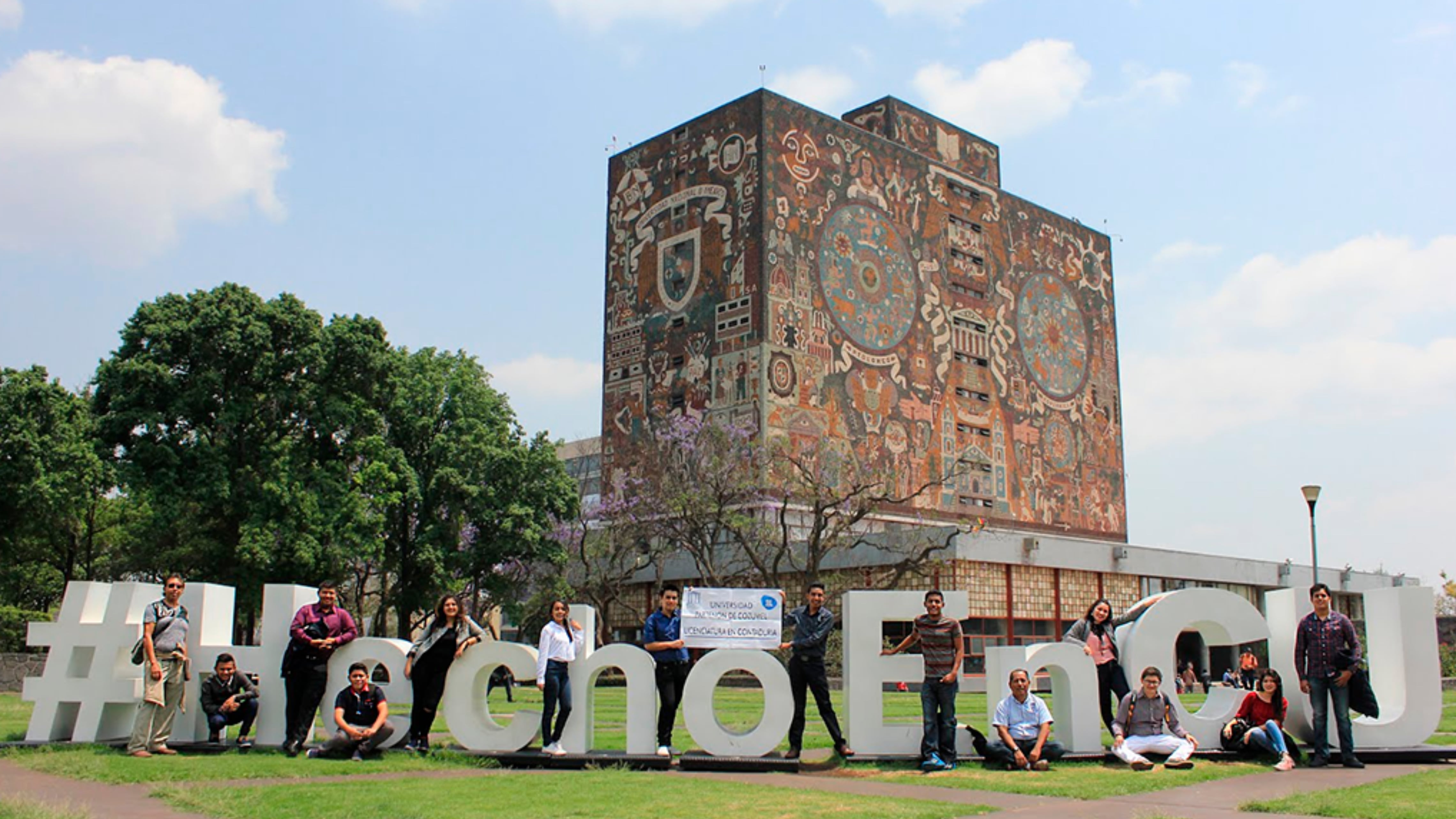 Aspirantes que aprobaron el examen de la UNAM exigen reanudar el proceso de inscripciones
