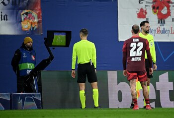 Durante las revisiones de VAR,