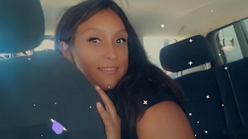 Una mujer intentó ayudar a