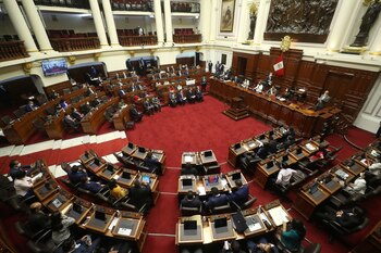 Peruvian President Pedro Castillo addresses congress as he faces an impeachment vote, in Lima, Peru March 28, 2022. Ernesto Arias/Peru's Congress of the Republic/Handout via REUTERS ATTENTION EDITORS - THIS IMAGE HAS BEEN SUPPLIED BY A THIRD PARTY. NO RESALES. NO ARCHIVES