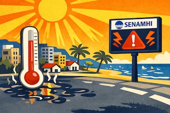 Ilustración de una ciudad costera bajo un sol intenso, con un termómetro rojo en primer plano y un cartel del SENAMHI mostrando una alerta de peligro.