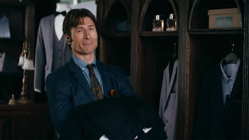 Jugada Maestra, Glen Powell