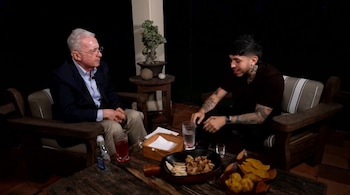 Westcol y el expresidente Álvaro Uribe Vélez comieron chicharrón, empanadas y aguardiente - crédito Westcol