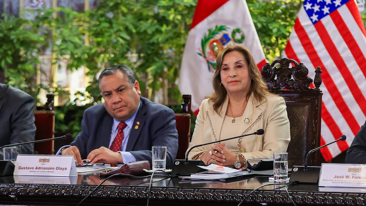 Gustavo Adrianzén admite que fue un error confirmar presencia de Dina Boluarte en condominio vinculado a Vladimir Cerrón