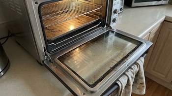 Limpiar el horno eléctrico habitualmente