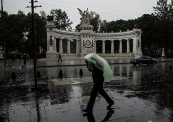 La temperatura que hay en la CDMX oscila entre los 22 y 27 grados. (CUARTOSCURO)